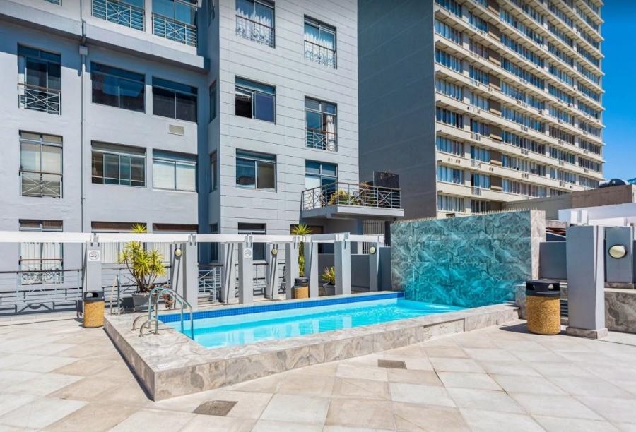 2 Bedroom Property for Sale in Cape Town City Centre Western Cape
